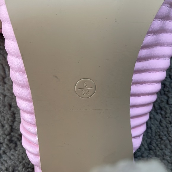 Pink cross cross heels - Picture 7 of 7